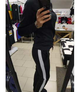 Женские спортивные штаны